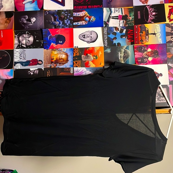 VS PINK Crossed V-Neck T-Shirt - Picture 3 of 4